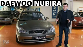 Daewoo Nubira - z przodu muzeum...