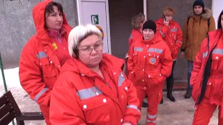 Працівники станцій екстреної медичної допомоги Лисичанська та Сєверодонецька мітингували