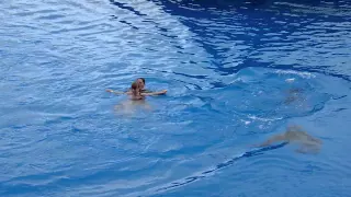 Фрагмент шоу дельфинов с девочкой    Акваленд 16 июня  Тенерифе