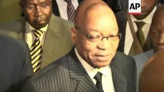 Zuma arrives for talks with fracturing Zimbabwean coalition