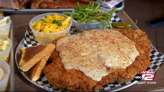 Texas Eats - Texas-sized country fried steaks & Texas BBQ - The Wagon Wheel in Eagle Pass, Texas