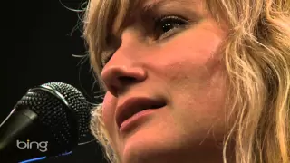 Jennifer Nettles - Me Without You (Bing Lounge)