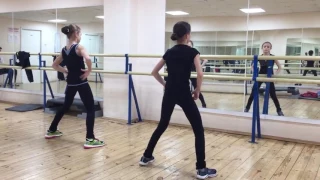 Anna Shcherbakova and Alexandra Trusova dance training