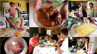 ALMOÇO DO DOMINGÃO FIZEMOS BIFE À ROLÊ 😋 VITÓRIA CAPRICHOU UM FRICASSÊ DE FRANGO E VAMOS COMER!🤤😋