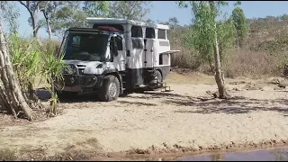 Mercedes Unimog 440 Walk Around