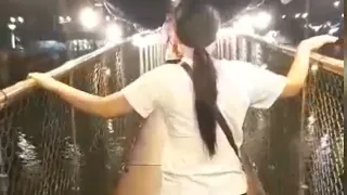 Muntik ng hindi makatawid sa Hanging bridge nakakalula