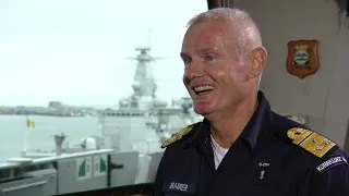 Interview Humberto Tan met admiraal Kramer | Koninklijke Marine