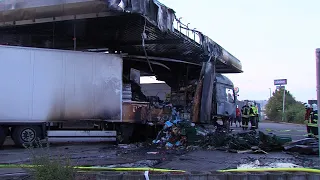 LKW brennt an Tankstelle in Meerane
