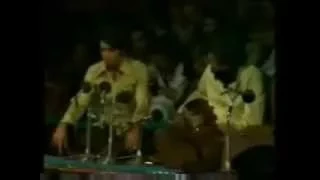 جشن هنر شیراز، ۱۳۵۶، شجریان و گروه شیدا؛ چهره به چهره در دستگاه نوا