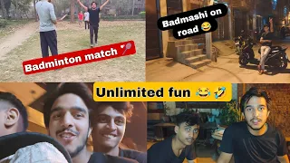 Professional badminton match 🏸😁|| Badmashi on road 🤣😂|| Funny video 🤣🤣||#youtube #vlog #viral #funny