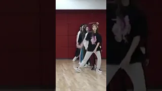 TWICE SANA CAM YES OR YES DANCE PRACTICE