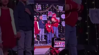 When the 2nd grade Christmas concert gets lit 🔥🤣