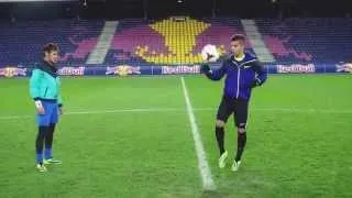 Freestyle football juggling battle  Neymar Jr vs Hachim Mastour