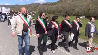 Sindaci in corteo per la Serrapotina 13 Aprile 2013