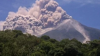 Vulcão Fuego deixa Guatemala em alerta