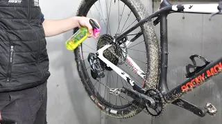 How to Clean a Drivetrain (using Muc-Off Drivetrain Cleaner)