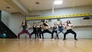 ZUMBA® choreo to Aire by Leslie Grace ft Maluma - Dimitra Tzortzi