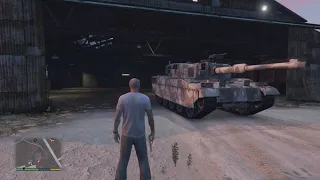 GTA V - Trevor takes a tank and DESTROYS Michael‘s house!