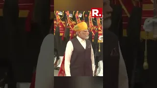 PM Modi Inspects Guard Of Honour At Delhi's Red Fort On 77th Independence Day