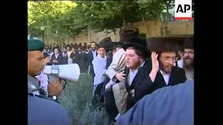 Scuffles as ultra-orthodox Jews protest Sabbath opening of car park