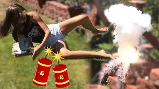 FIRE CRACKER PRANK ON GIRLFRIEND - Fail Compilation 2017