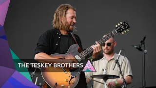 The Teskey Brothers - Hold Me (Glastonbury 2023)