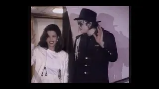 Lisa Marie Presley, Michael Jackson getting off airplane in 1994