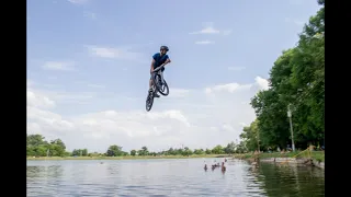 Фанджампинг в Армавире 2017. Прыжки в воду на велосипедах.