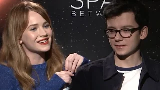 Asa Butterfield, Britt Robertson Spill On Filming 'The Space Between Us' & Reveal Guilty Pleasures