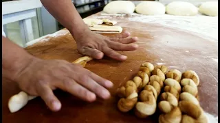 How the donuts are made at Shipley Donuts in Bellaire, TX