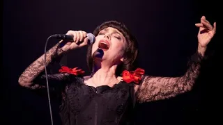 Mireille Mathieu | LIVE - 2002 OLYMPIA | Celui qui m'aimera