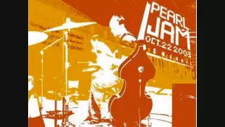 Pearl Jam - Black - Benaroya Hall 22 Oct. 2003