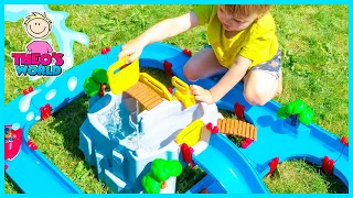 Theo's trying out AQUAPLAY MOUNTAIN LAKE // Water Play TOY REVIEW