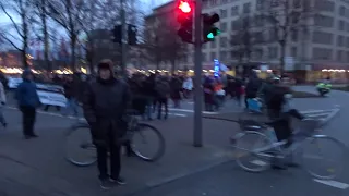 MAH00952 Demo HH Wir lassen uns nicht spalten