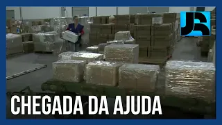 Aviões com 35 toneladas de produtos essenciais chegam a Canoas, no Rio Grande do Sul