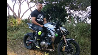 DAY WITH THE MIGHTY SUPERBIKE KAWASAKI Z 1000