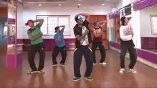 Funny dances with Easy steps for college,school,functions etc(Tu Mere agal badal)