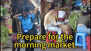 Morning in Phnom Penh, Cambodia. Citizens are leisurely eating breakfast. It is peaceful.