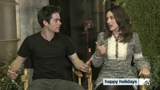 Dylan O‘Brien and Crystal Reed wish happy holidays | Teen Wolf