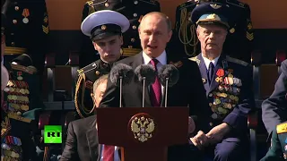 Путин поет ,,День победы"