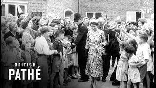 The Queen Visits The Oval (1955)
