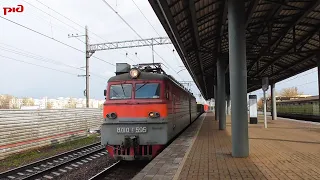 ВЛ10У-595. С грузовым поездом, проследует О.П. Выхино.