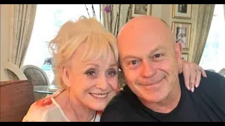 Dame Barbara Windsor 'had time for everyone' says Ross Kemp in moving eulogy