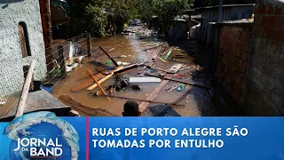 Ruas de Porto Alegre são tomadas por entulho após enchentes | Jornal da Band