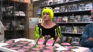 YOGURINHA BOROVA Presentacion disco "MISSEX"