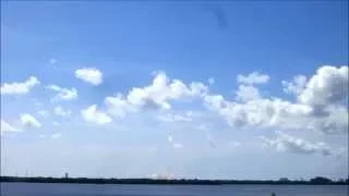 View from the ground of the SpaceX CRS-7 Falcon 9 exploding