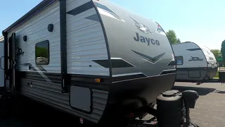 New 2024 Jayco JAY FLIGHT 340RLK Travel Trailer For Sale In Chicago, IL