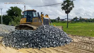 Bulldozer SHANTUI DH17C2 Push Rocks Stone, Road construction, Dump Truck Unloading