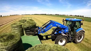 Sianokosy 2022 / New Holland T7210 / New Holland T5110