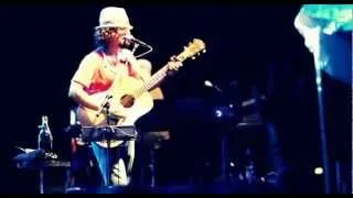 93 Million Miles - Jason Mraz - Singapore (Live) (Tour Is A Four Letter Word)